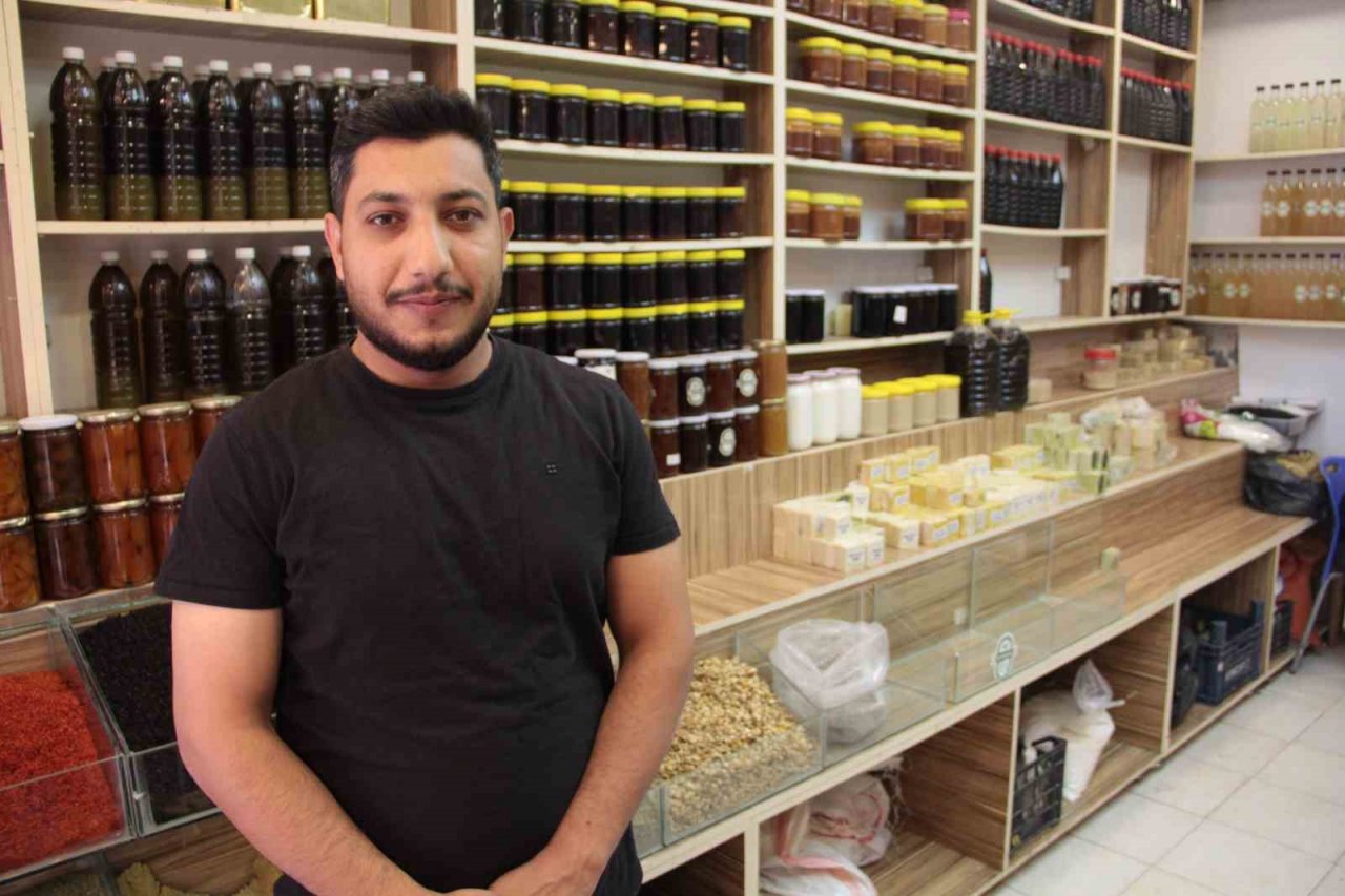 Tarihi Uzun Çarşı’da esnaf yaralarını sarıyor