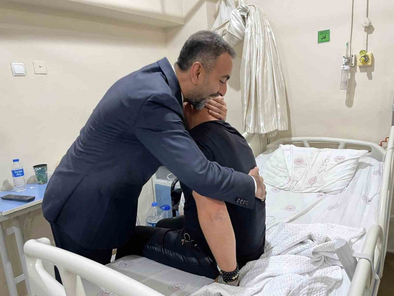 Milletvekili Adayı Eşin, seçim çalışmalarını sürdürüyor