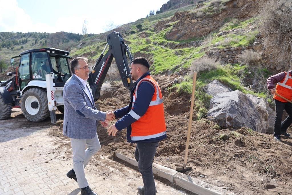 Nevşehir’de kent ormanı yenileniyor