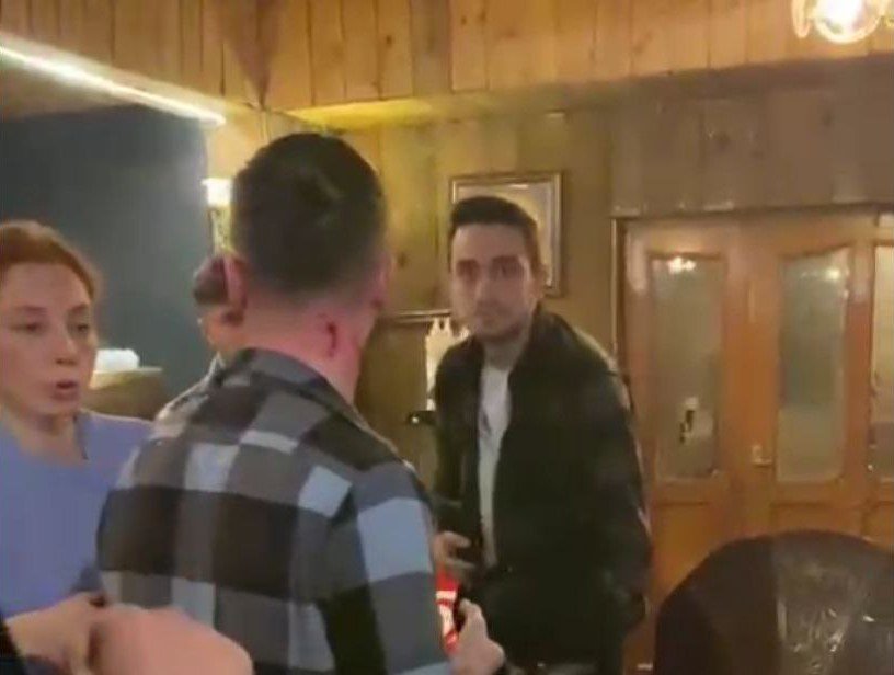 Sultangazi’de kafeye silahlı saldırı: 2 yaralı