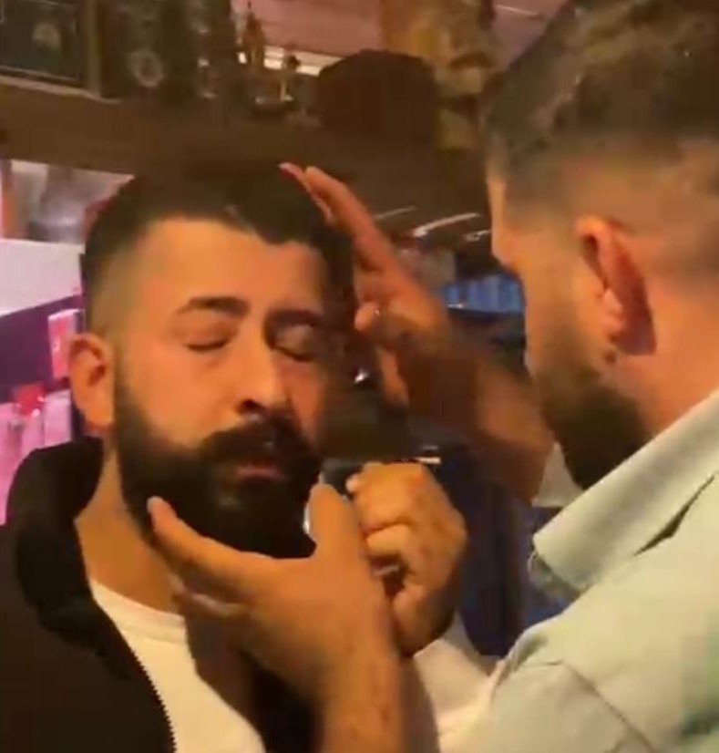 Sultangazi’de kafeye silahlı saldırı: 2 yaralı