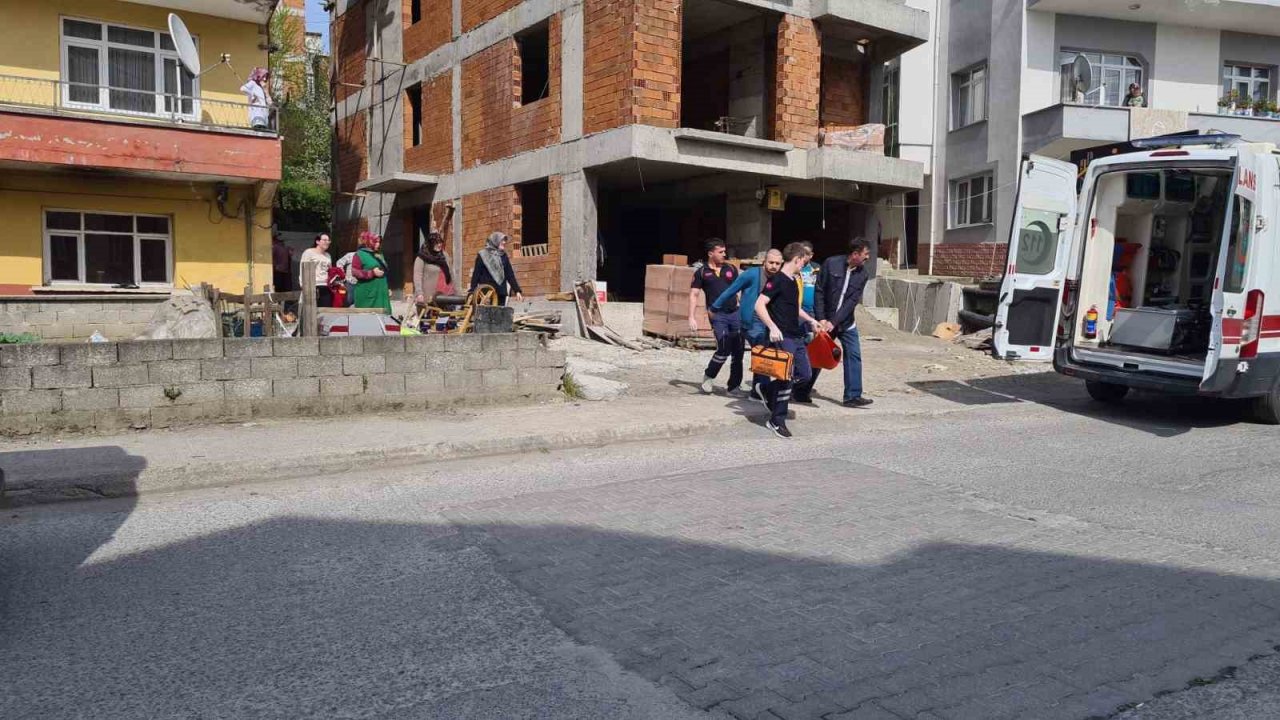 Alaplı’da akıma kapılan 2 inşaat işçisi yaralandı