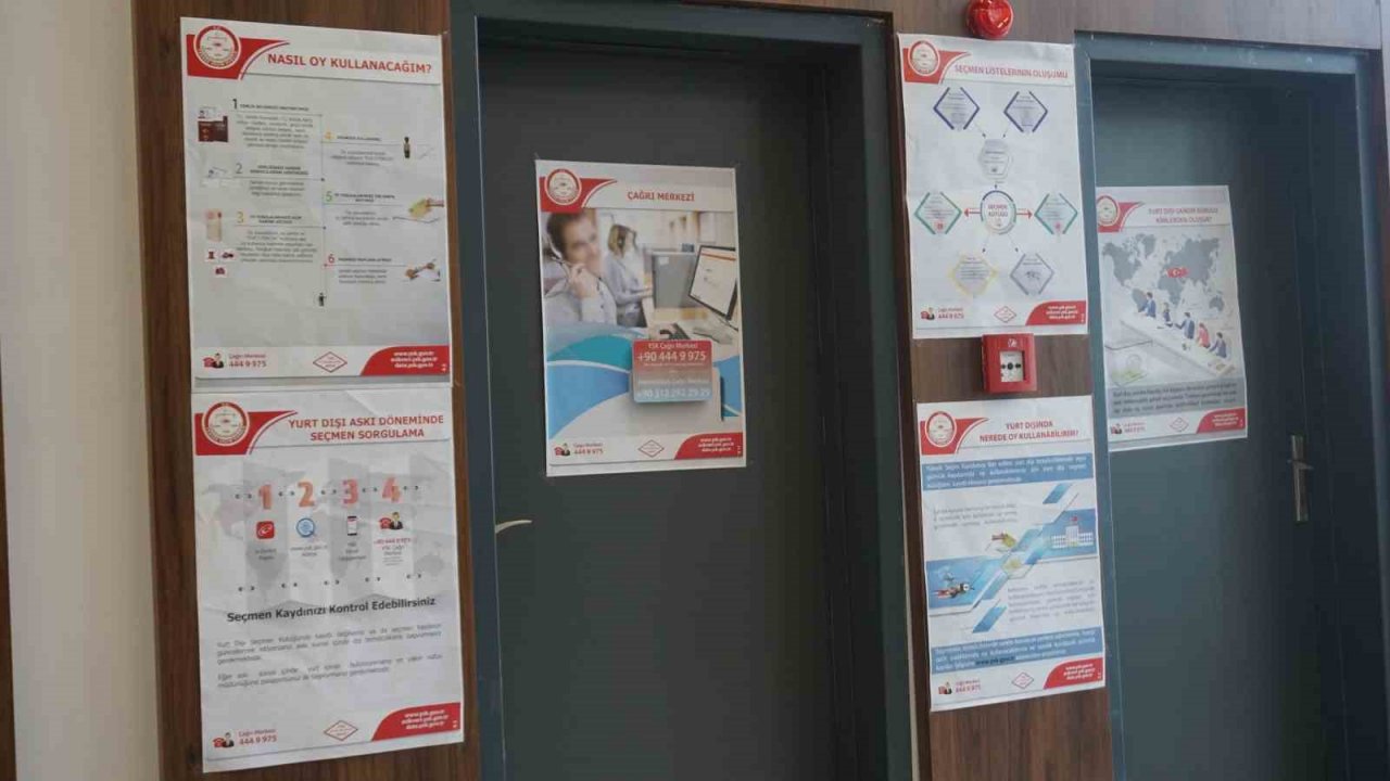Yurt dışı seçmen kütüğüne kayıtlı vatandaşlar sınır kapılarına gelmeye başladı