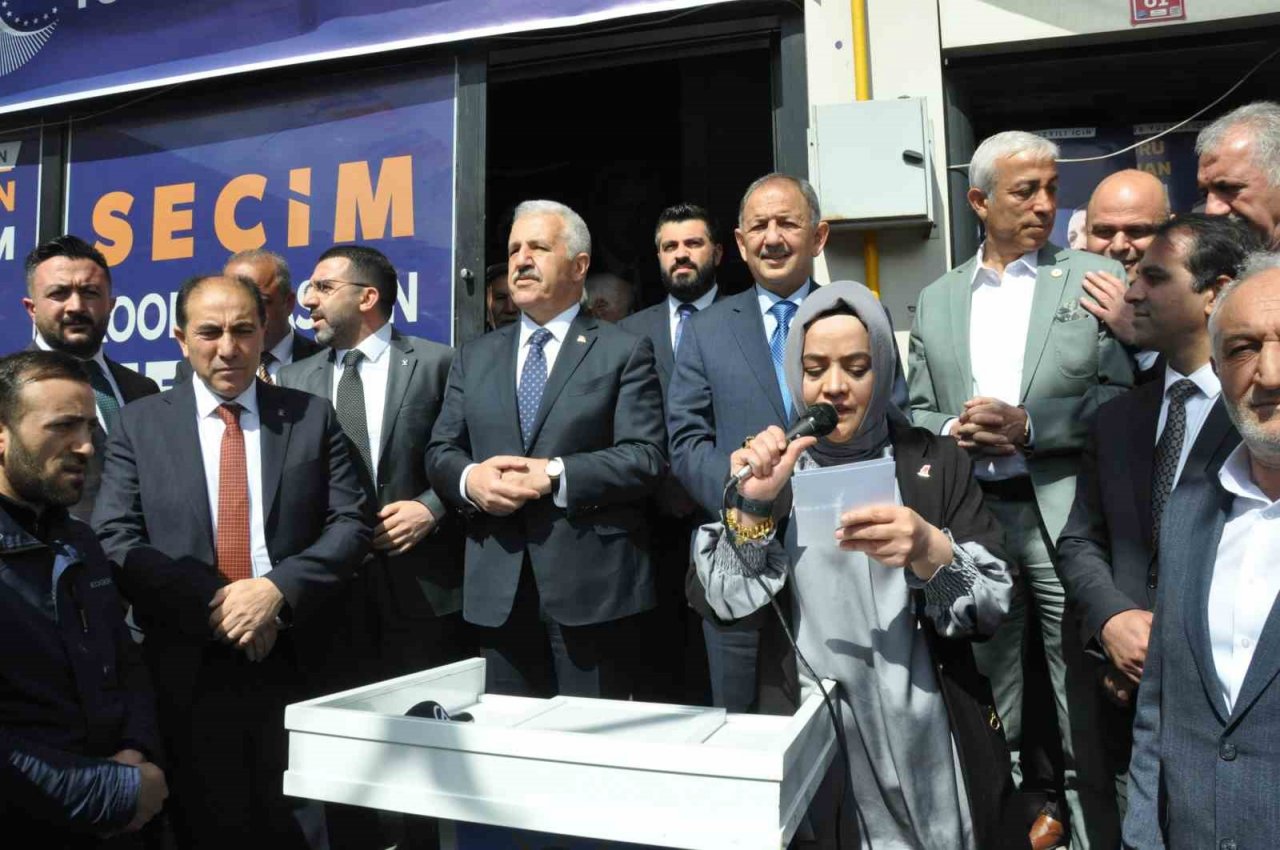 AK Parti Genel Başkan Yardımcısı Özhaseki: "Üzerinde oyun kurulan değil, artık oyun kuran bir Türkiye var"