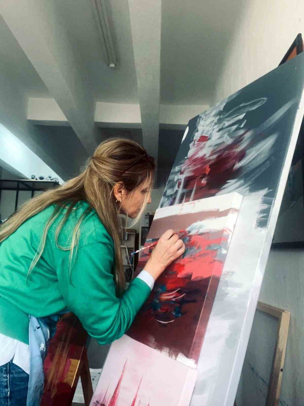 Ressam Leyla Afacan Kodaman, SANKO’da sergi açacak