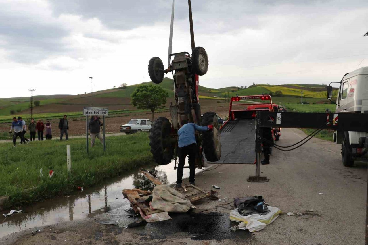 Amasya’da iki kazada 1’i ağır 6 yaralı