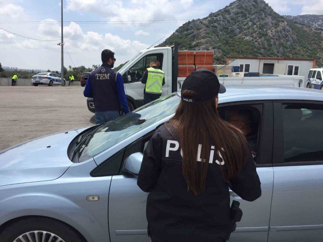 Ramazan Bayramı’nda 71 aranan şahıs yakalandı