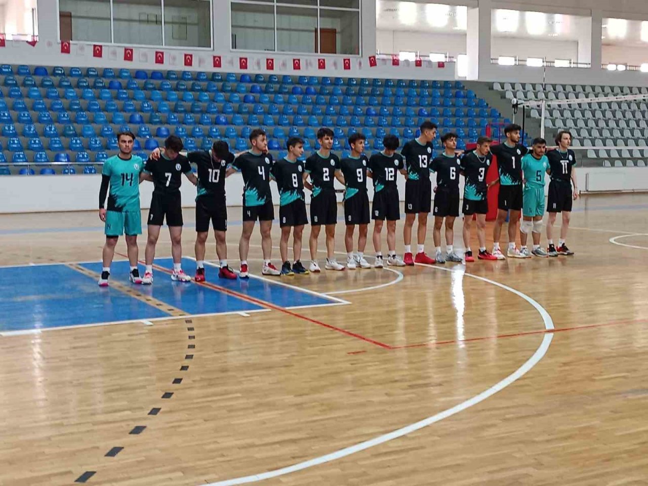Voleybol’da Aşkale rüzgarı esmeye devam ediyor