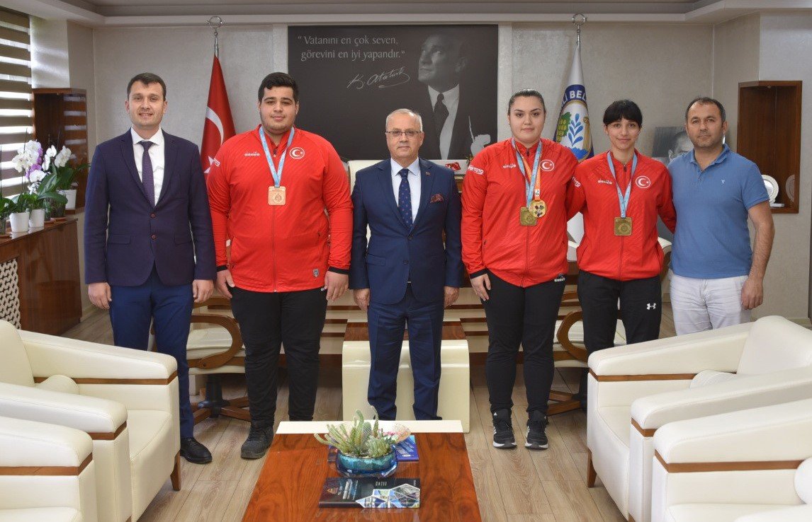 Avrupa Şampiyonu Manisalı judocu altınla ödüllendirildi