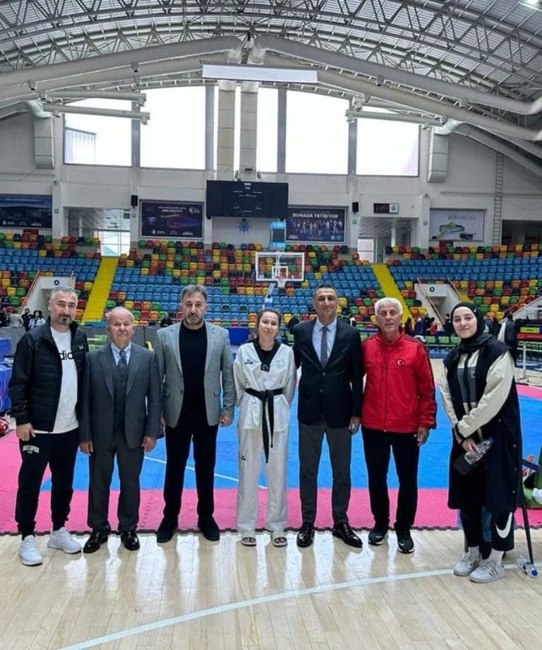 Lapseki Belediyesi sporcusu Zeynep Taşkın Dünya Şampiyonasına gidiyor