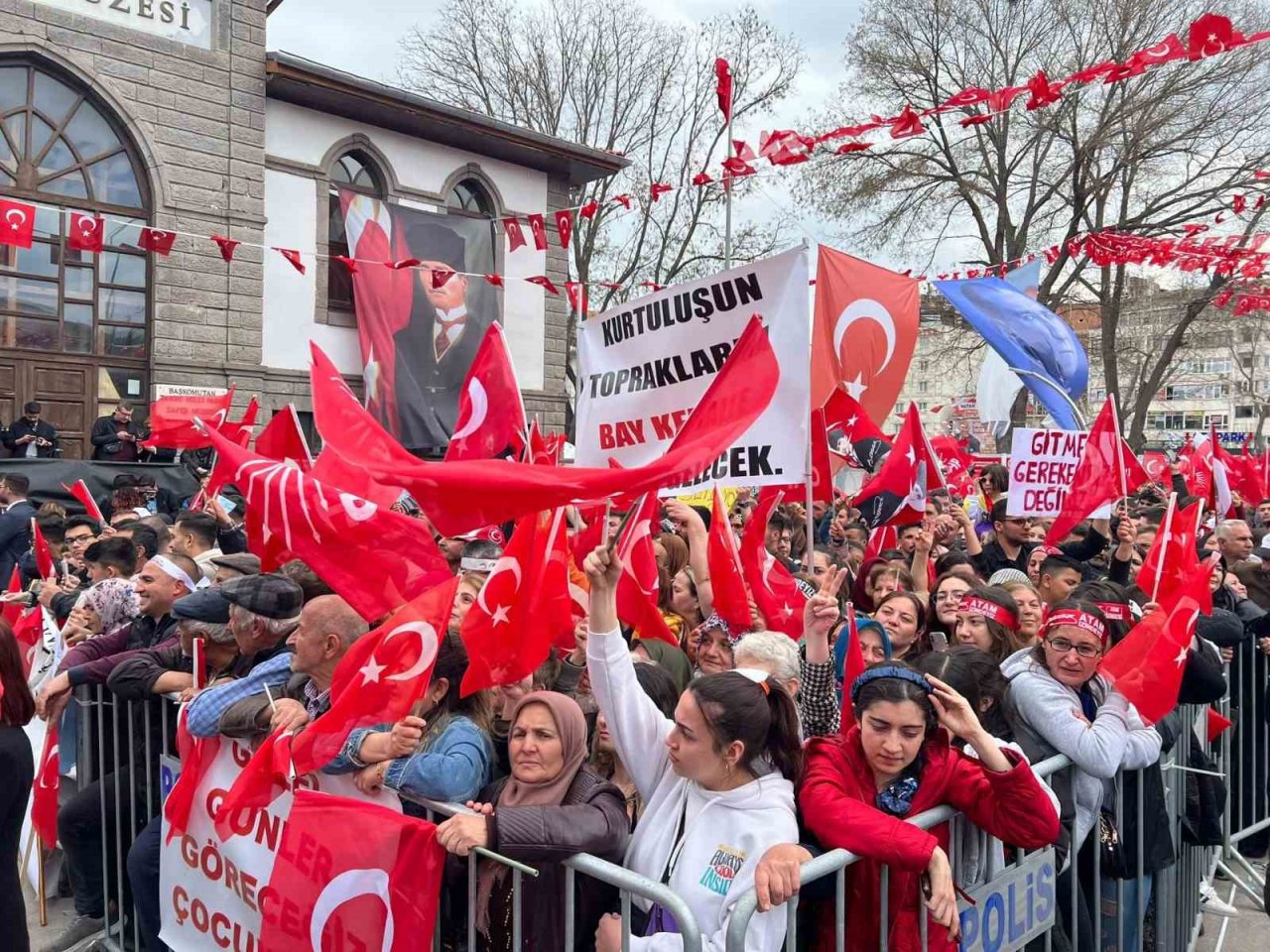 Kılıçdaroğlu: “En geç 2 yıl içerisinde Suriyelileri kendi ülkesine göndereceğiz"