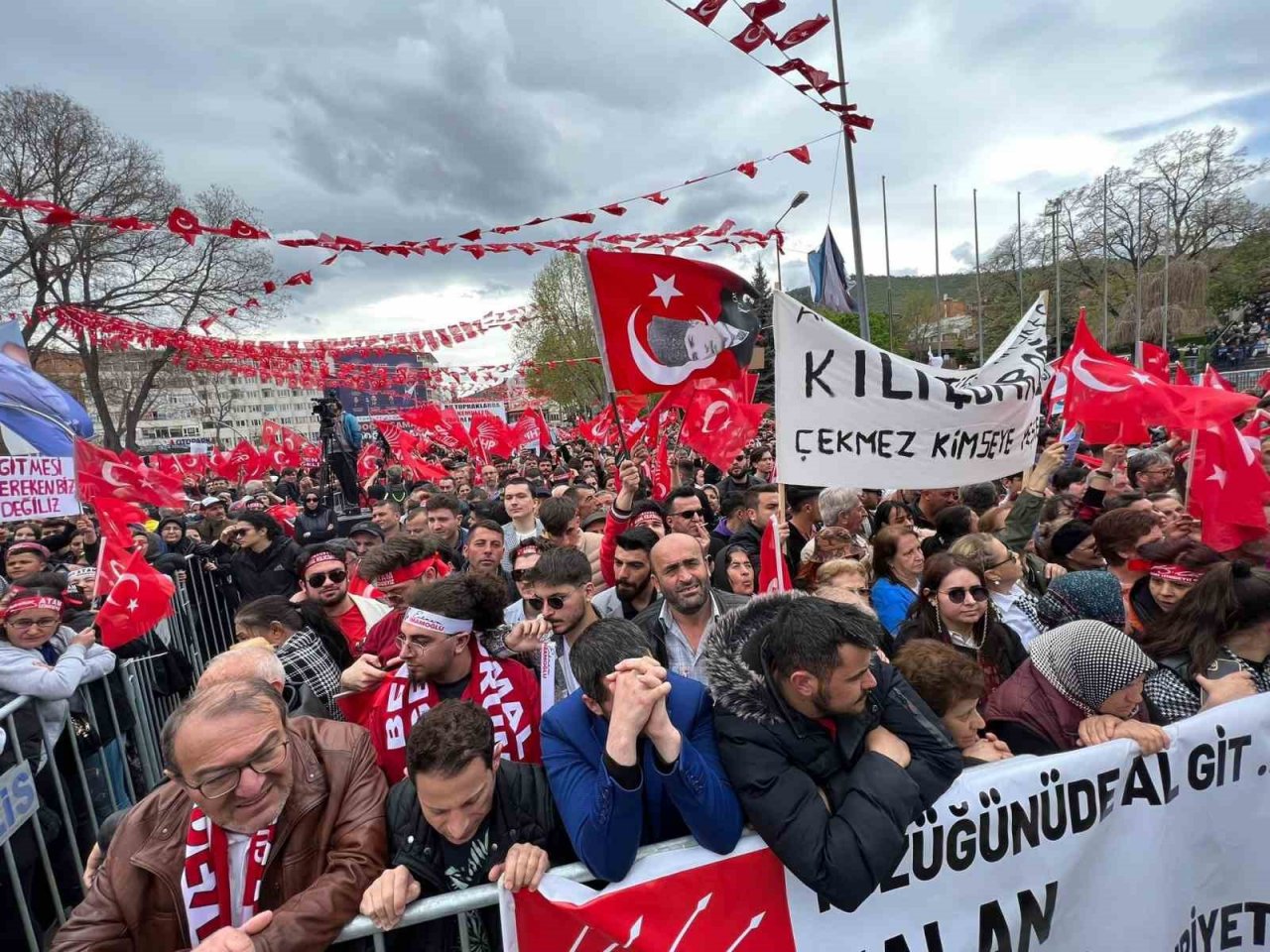 Kılıçdaroğlu: “En geç 2 yıl içerisinde Suriyelileri kendi ülkesine göndereceğiz"