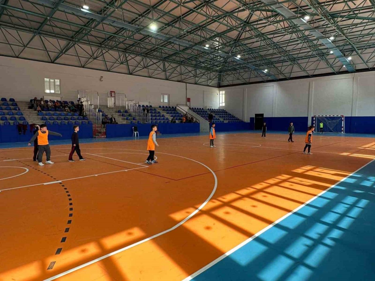 Emet Belediyesinden futsal turnuvası