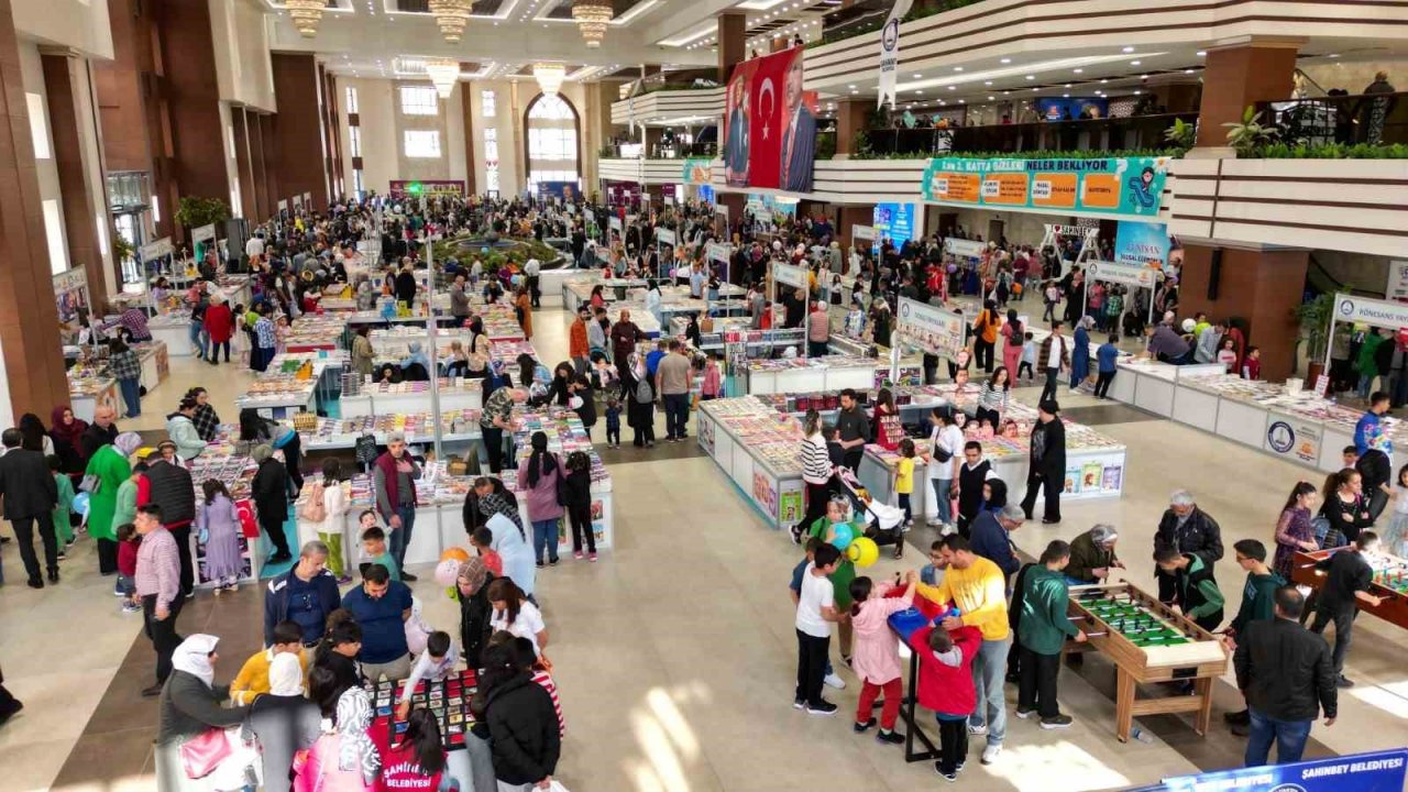 Gaziantep’te çocuk şenliğine yoğun ilgi