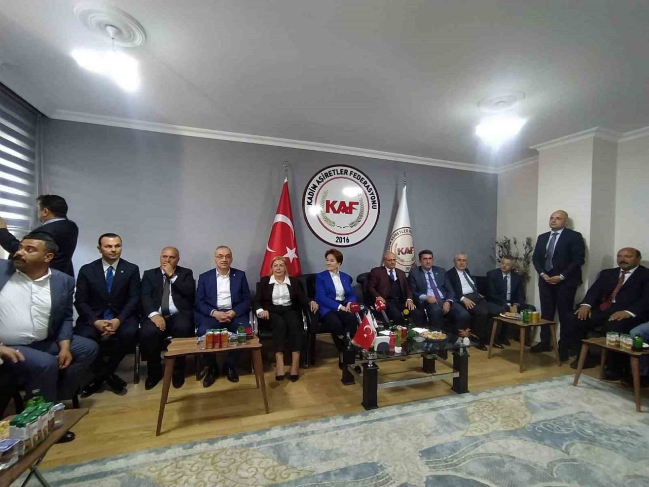 İYİ Parti Genel Başkanı Akşener: "Seçmeni velinimet görürüm"