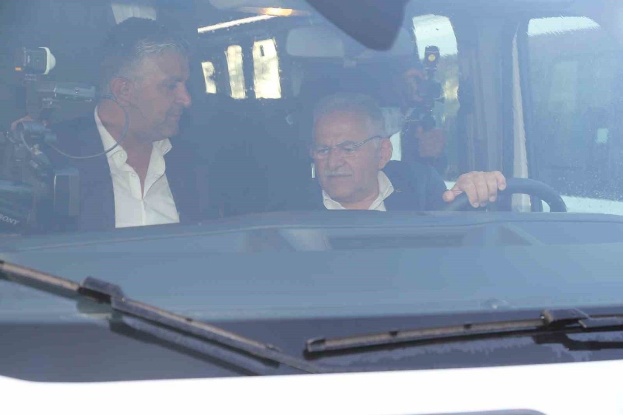 Başkan Büyükkılıç’tan ilçelere daha modern ve konforlu ulaşım