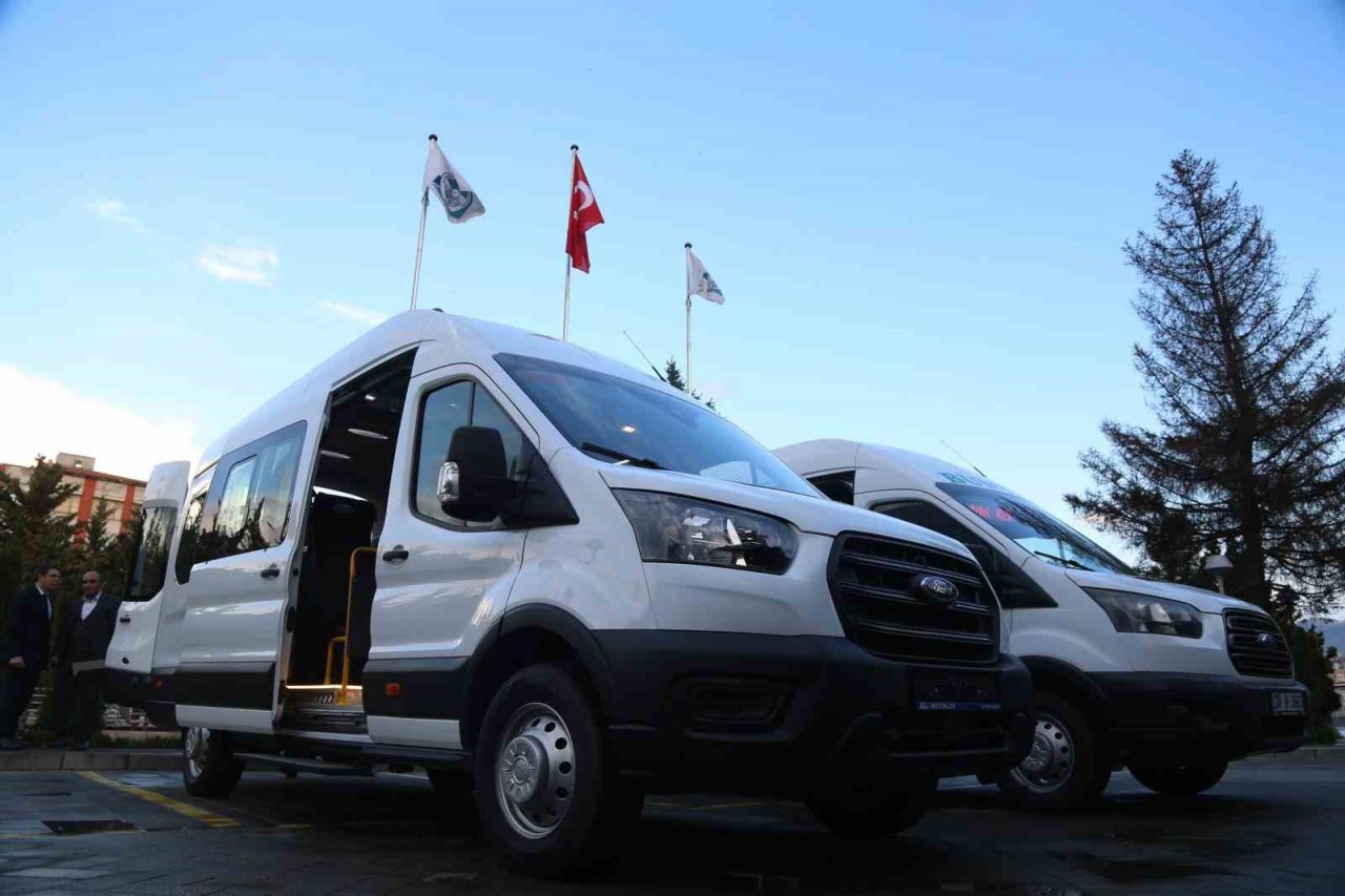 Başkan Büyükkılıç’tan ilçelere daha modern ve konforlu ulaşım