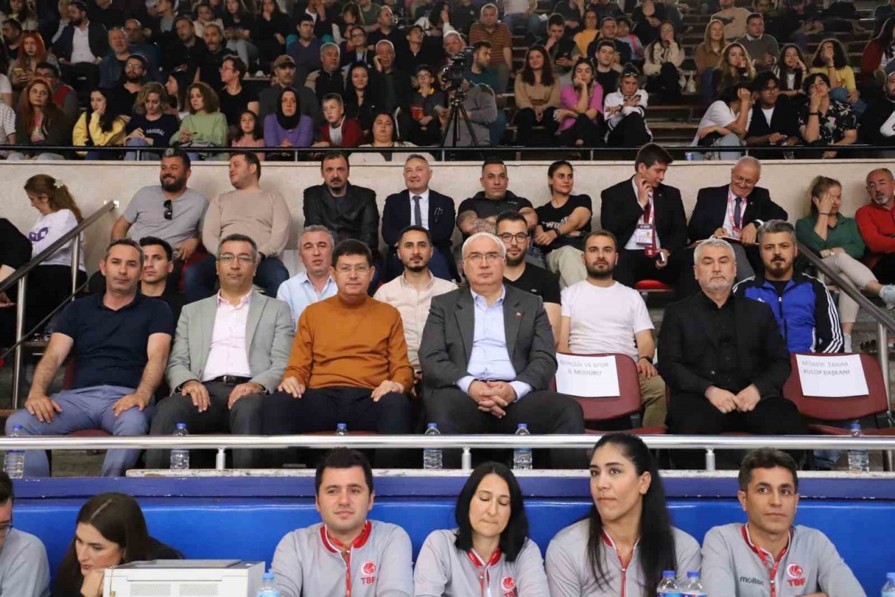 Nazilli Belediyespor Play Off’a galibiyet ile başladı