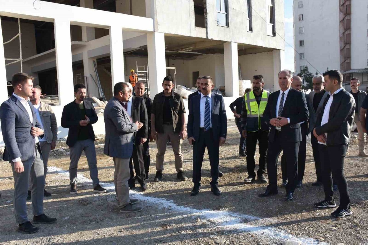 Siirt Belediyesi’nden spora yönelik dev yatırımlar sürüyor