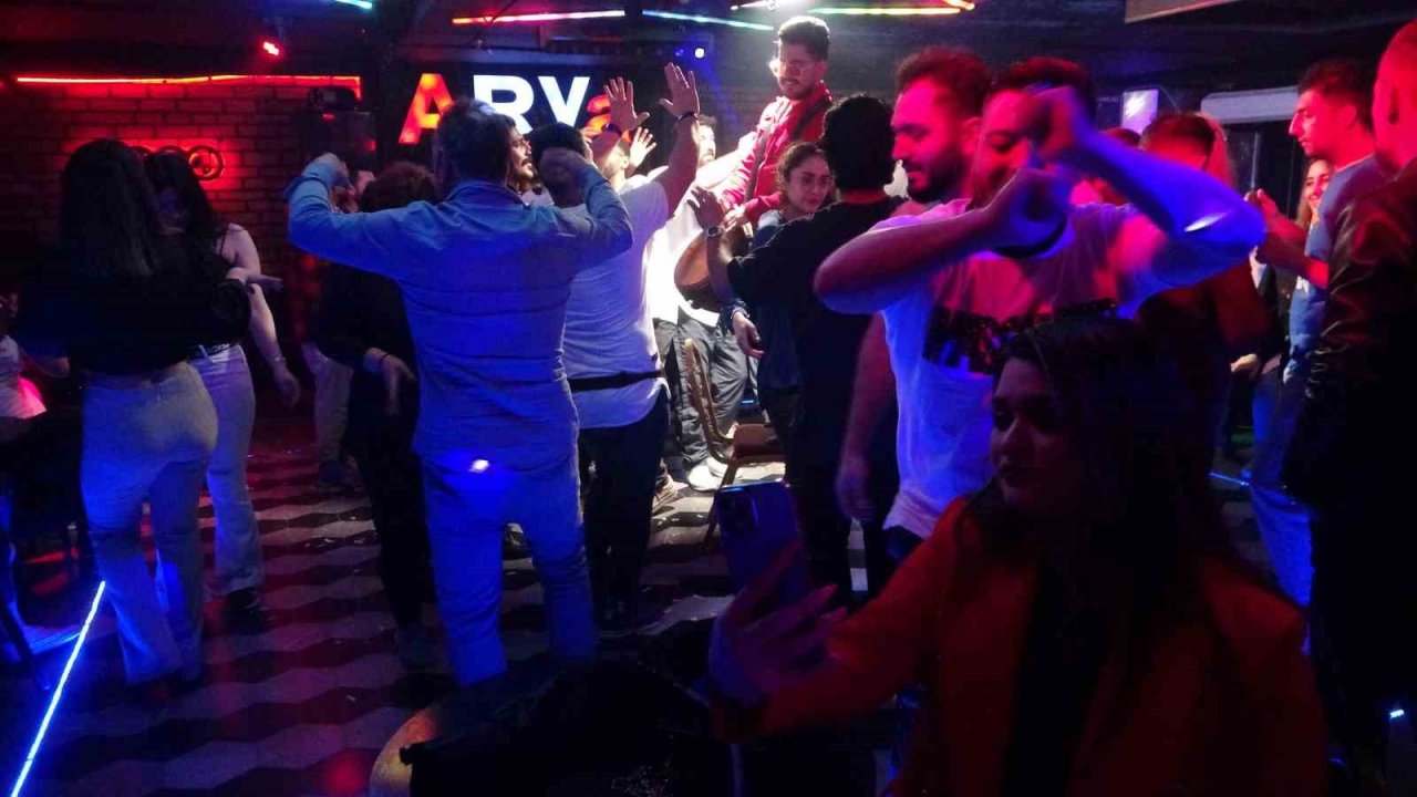 10 bin İranlı turist Ramazan Bayramı’nı Van’da geçirdi