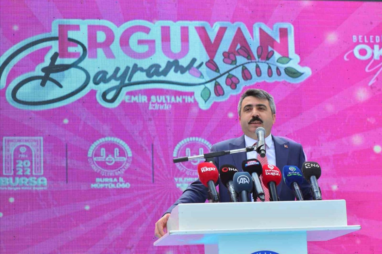 600 yıllık gelenek ’Erguvan Bayramı’