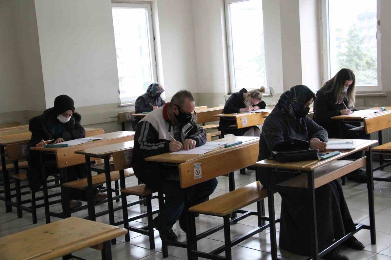 17. Geleneksel Kitap Okuma Yarışması’nın sınavı 29 Nisan’da yapılacak