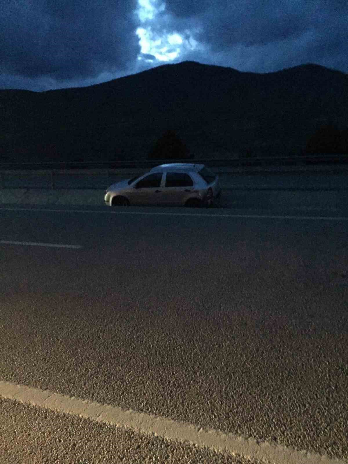 İki otomobilin çarpıştığı kazada 3’ü ağır, 5 kişi yaralandı