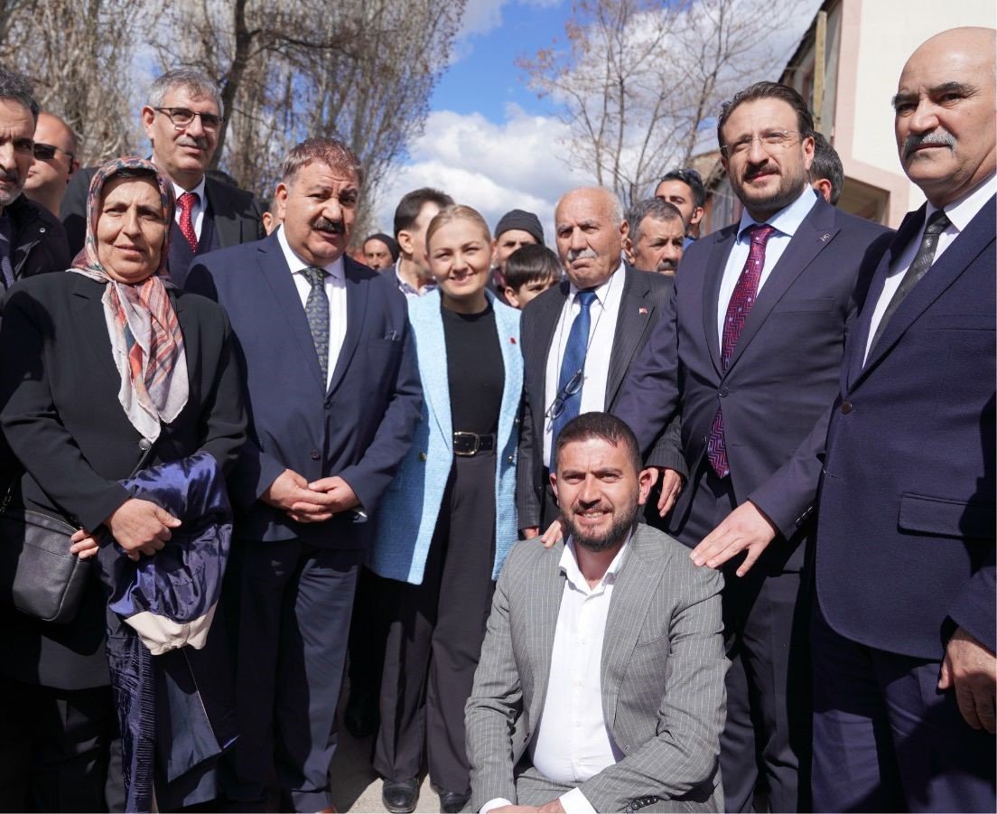 Öncü; Engeller azmime engel olmadı