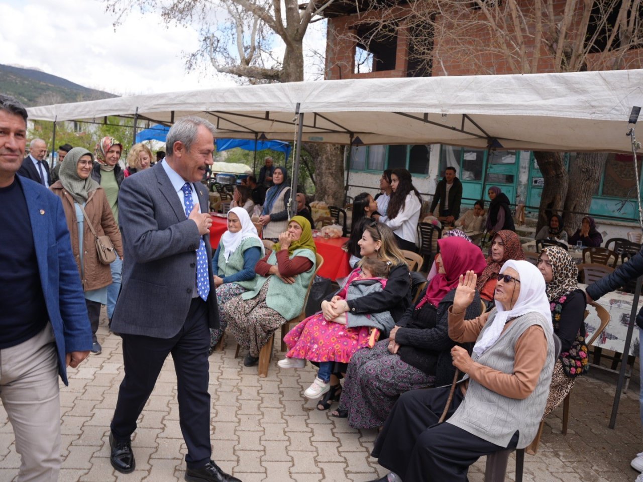 AK Partili Şahin Tin, Acıpayam’da Türkiye yüzyılı hedefine inancını yineledi