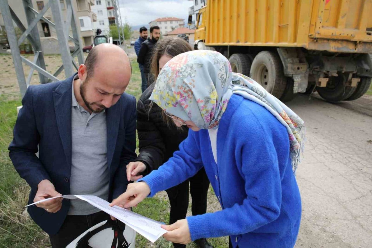 Akyurt’ta asfalt çalışmaları başladı