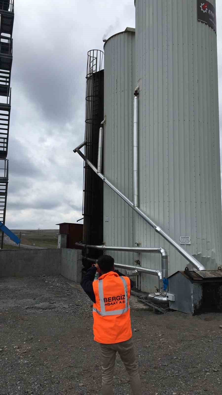 Ardahan’da zift tankı patladı: 4 işçi yaralandı