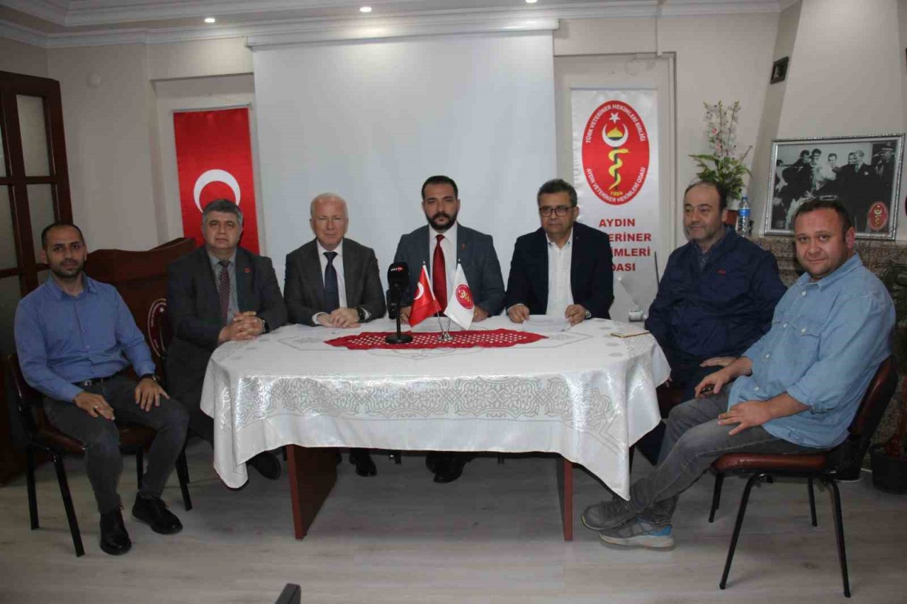 Veteriner Hekimleri Odası Başkanı Şahin: "Veteriner hekimleri sağlıkçıların faydalandığı haklardan yararlanmalı"