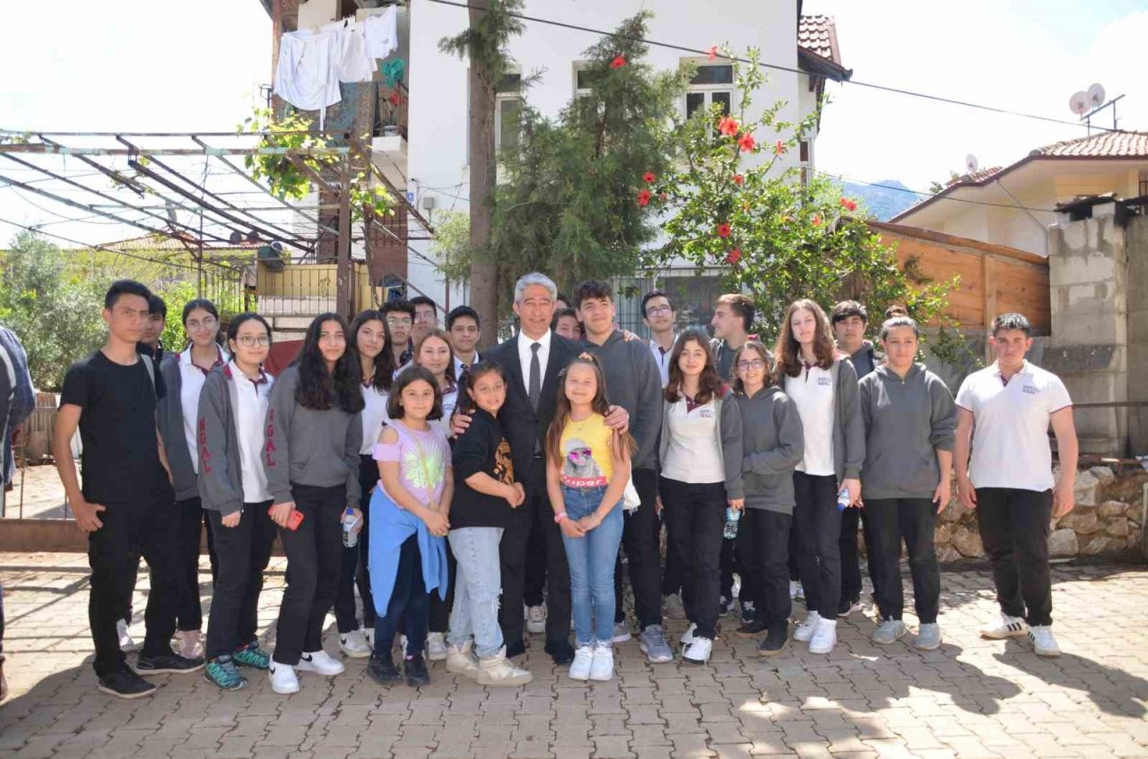 Marmaris’te çocuklar bilimle buluştu