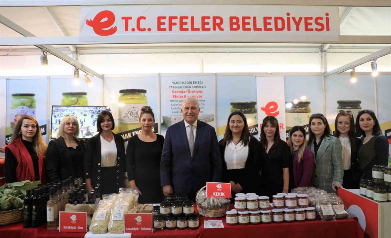 Başkan Atay, Aydın Tarım Fuarı’nda belediyenin ürünlerini tanıttı