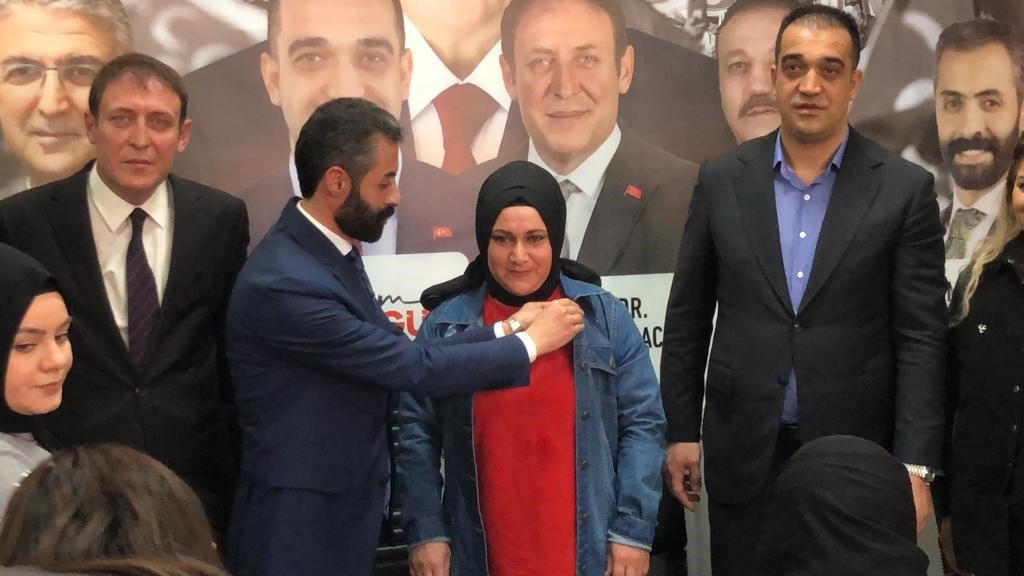 İYİ Parti milletvekilliği adaylığından istifa etti, MHP’ye katıldı