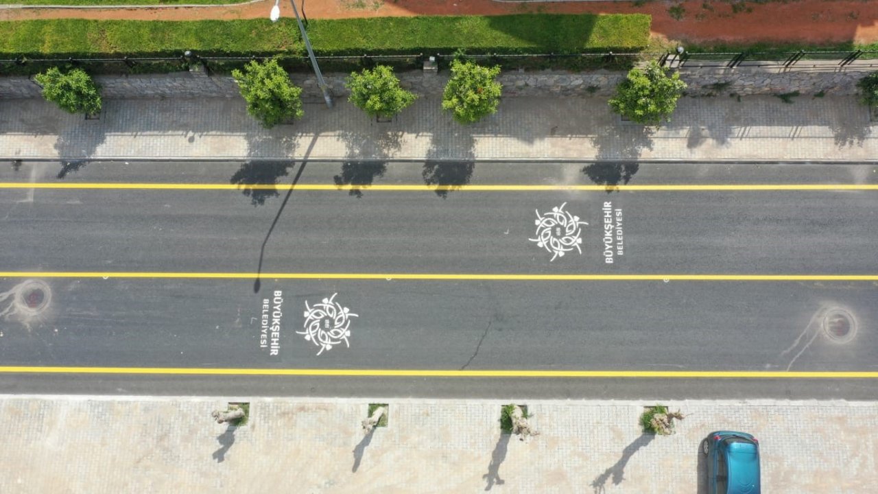 Aydın Büyükşehir Belediyesi yolları tek tek yeniliyor