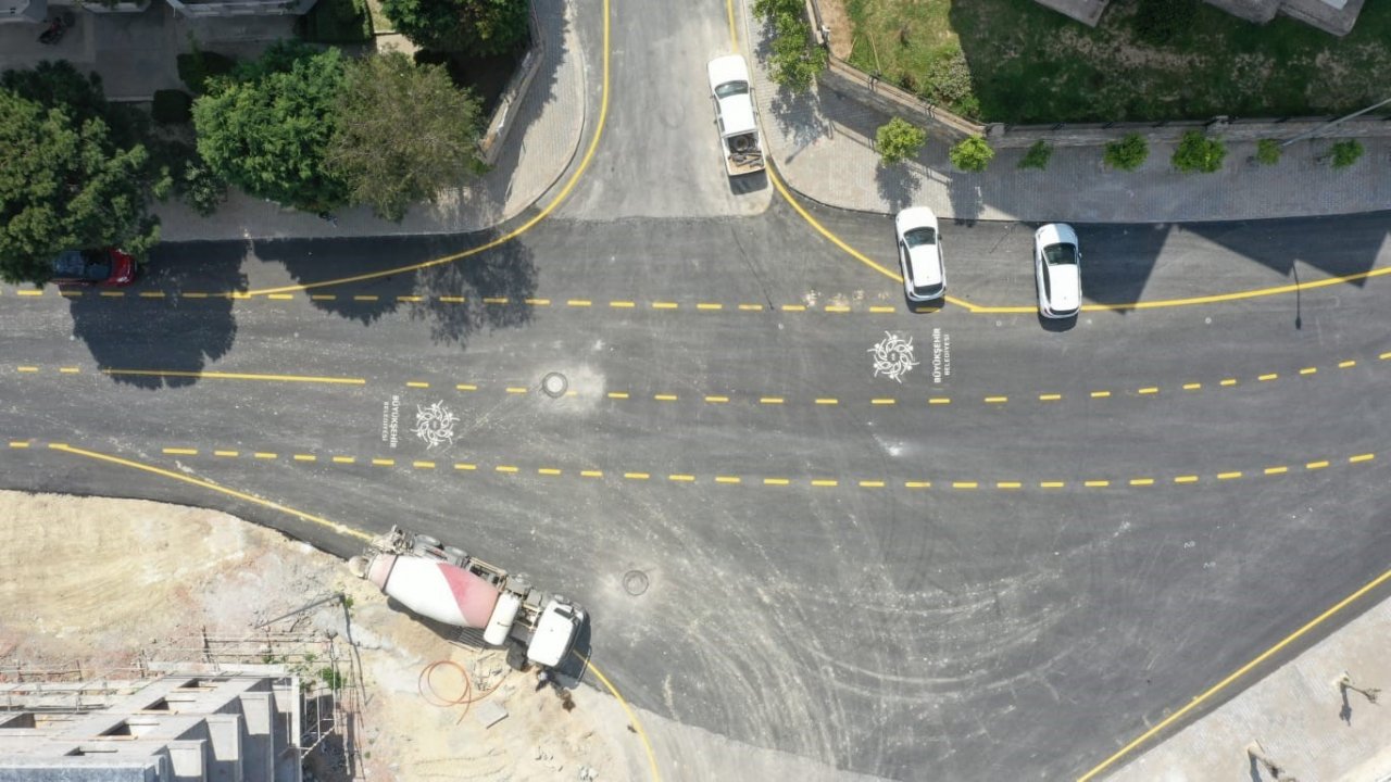 Aydın Büyükşehir Belediyesi yolları tek tek yeniliyor