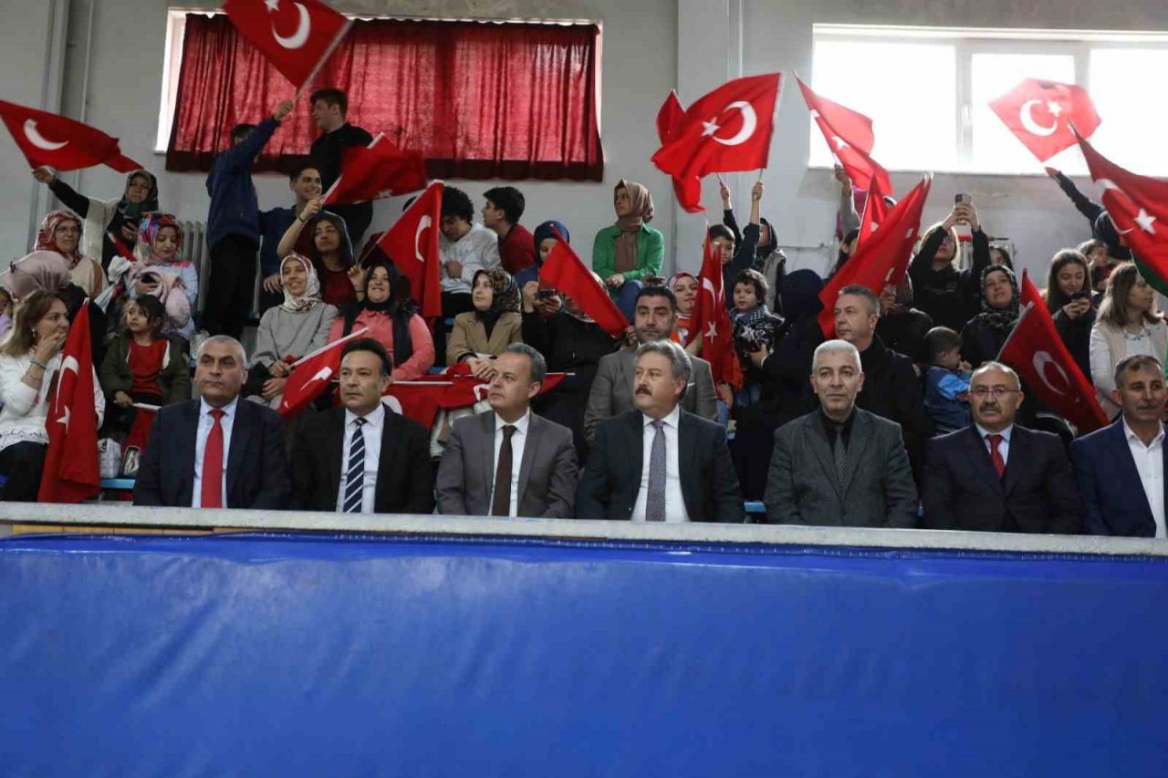 Şenlikte yetenekli sporcular keşfedilecek