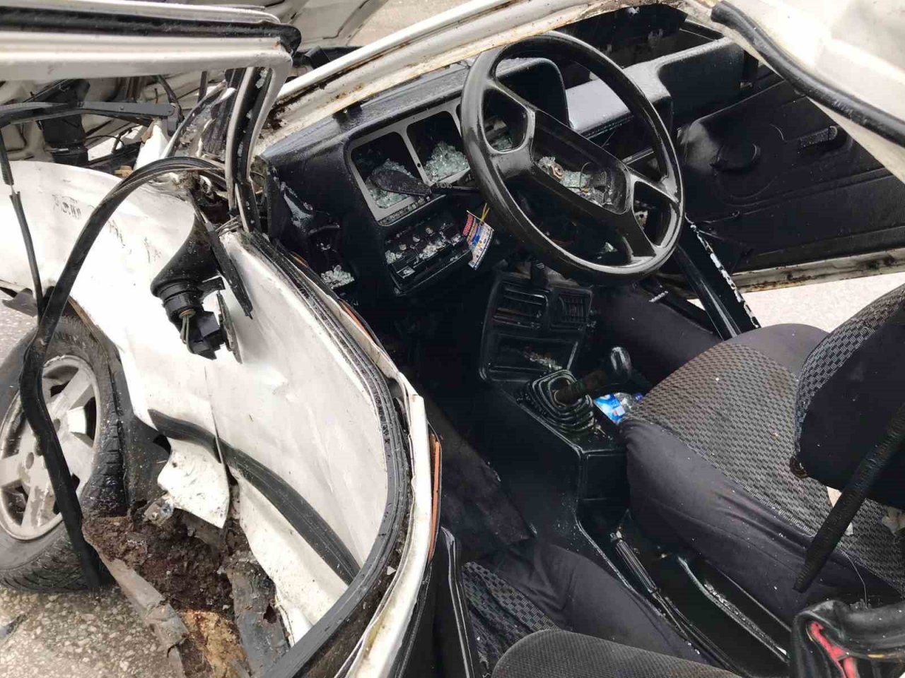 D-100’de tır ile otomobil çarpıştı: 1 yaralı