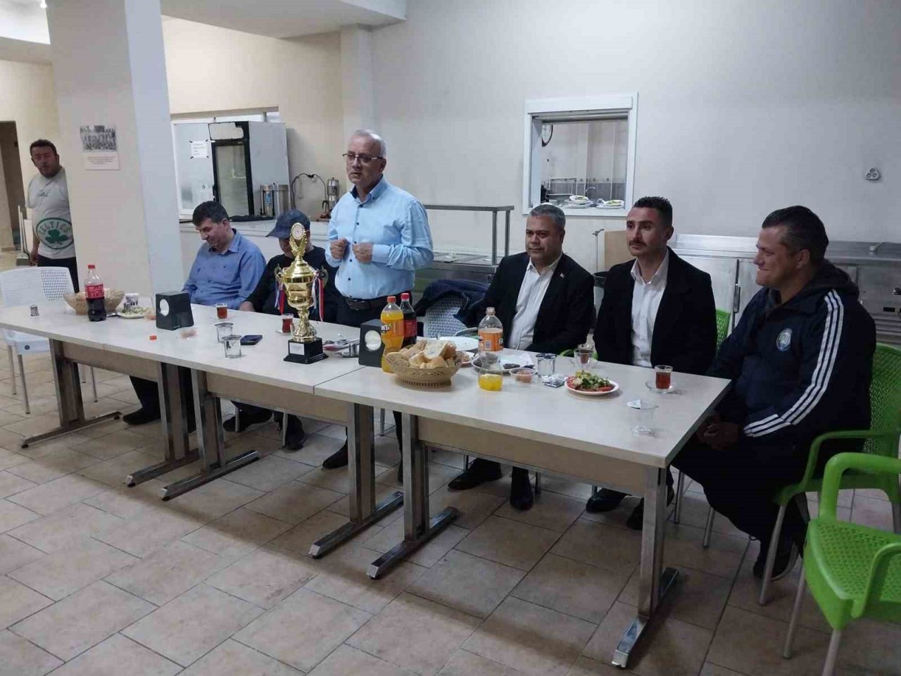 Başkan Kayda, genç şampiyonları ağırladı