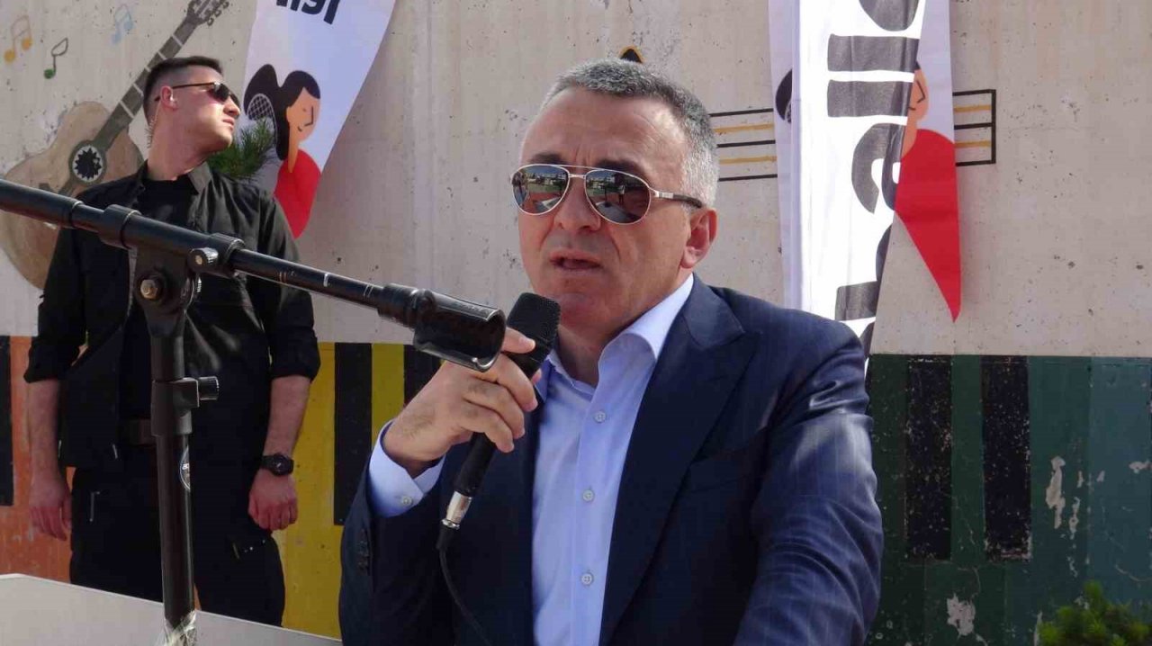 Silopi’de 300 sporcunun katıldığı ’Mahalle Ligi’ başladı