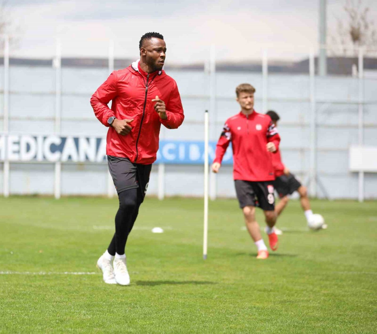 Sivasspor, Fenerbahçe maçı hazırlıklarını sürdürdü