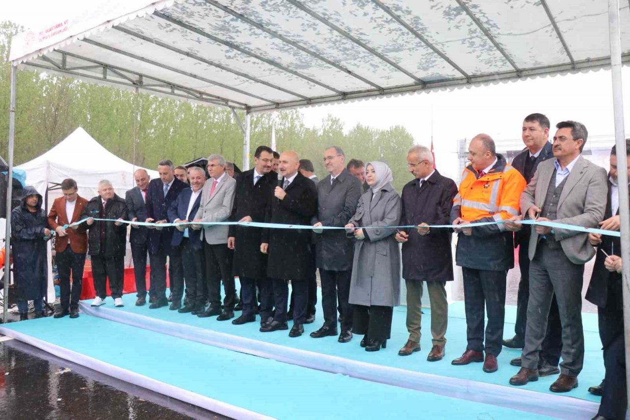 Bu yol TEM Otoyolu üzerinden Sakarya’ya alternatif ulaşım imkanı sunacak