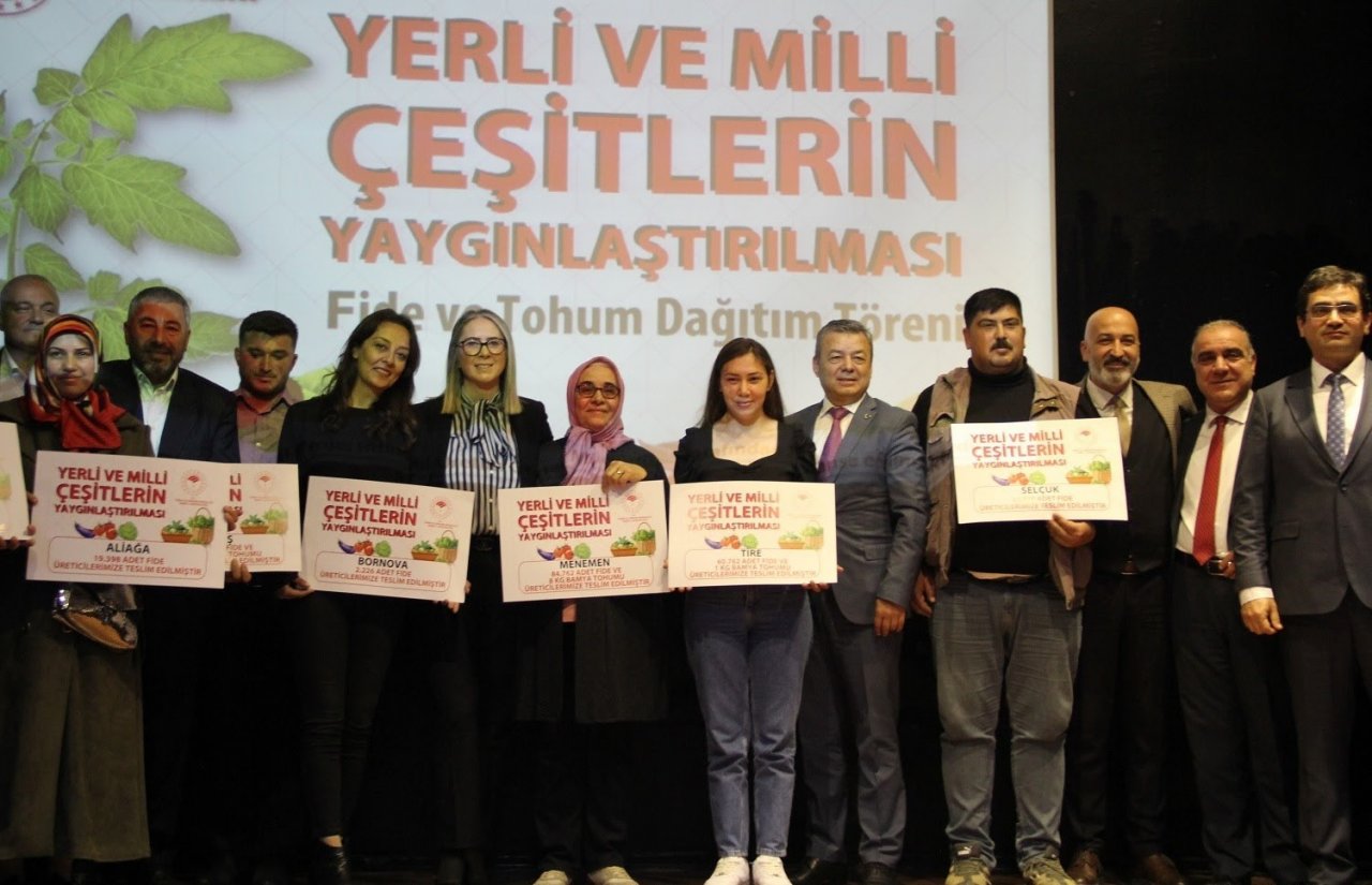 AK Partili Çankırı "tarımı bitirdiler" söylemine üreticilerle yanıt verdi