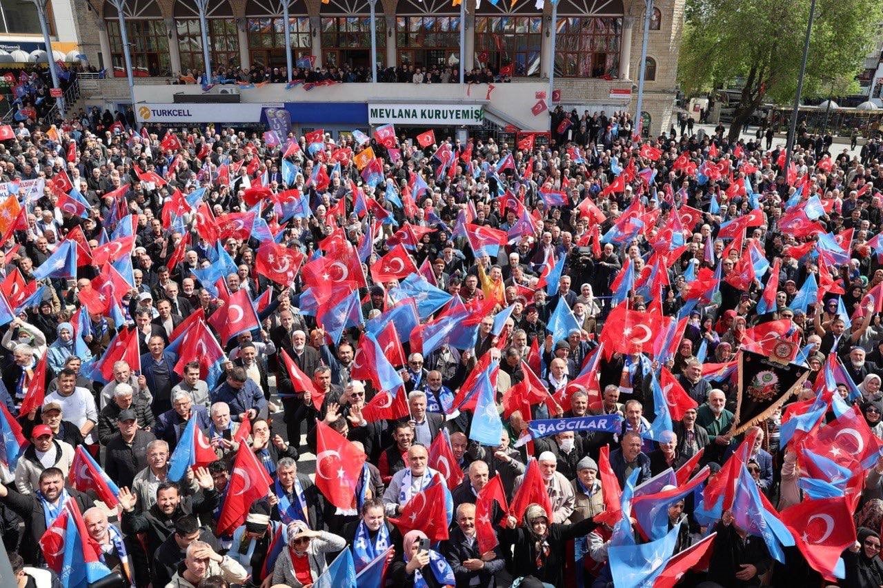 Bakan Kurum: “Bizim icraatlarımızın uzandığı noktaya onların hayalleri bile ulaşamaz’’