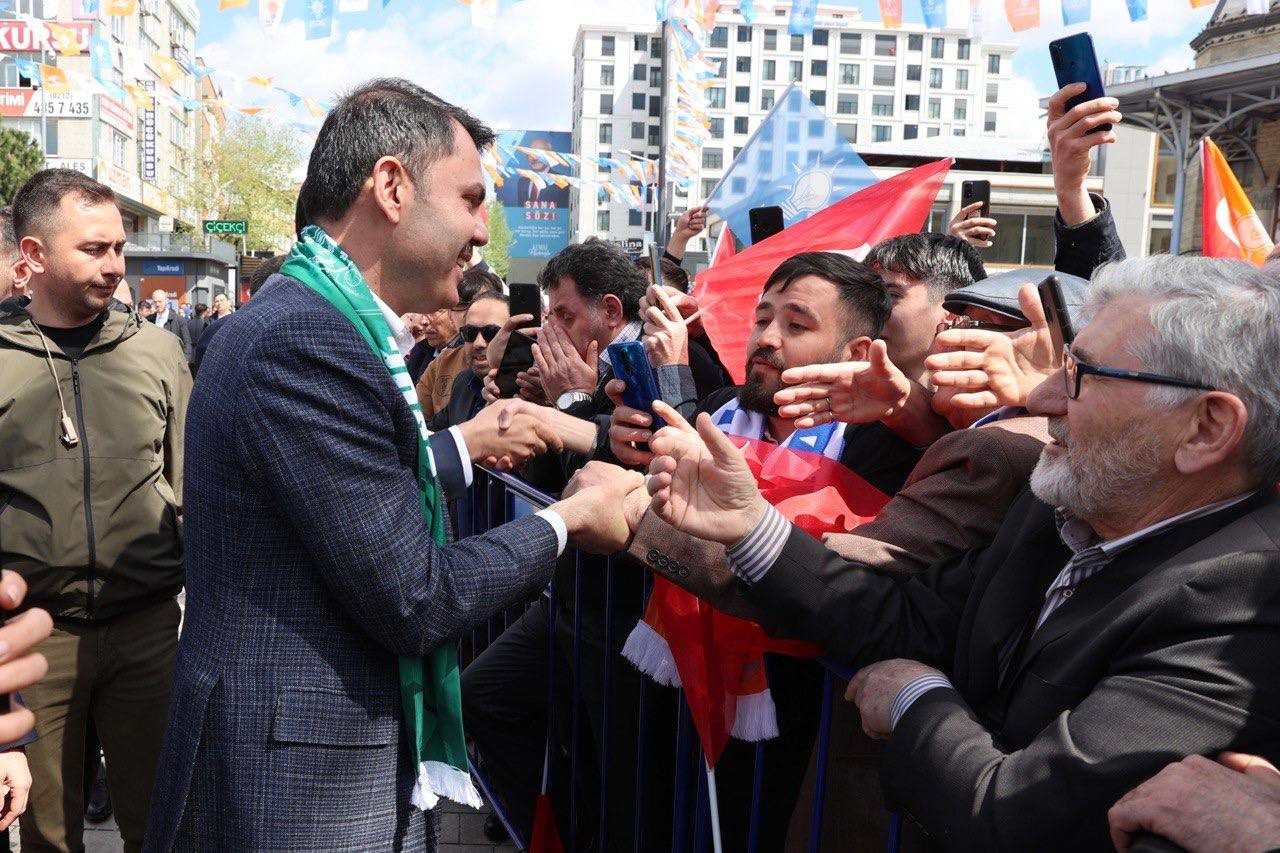 Bakan Kurum: “Bizim icraatlarımızın uzandığı noktaya onların hayalleri bile ulaşamaz’’
