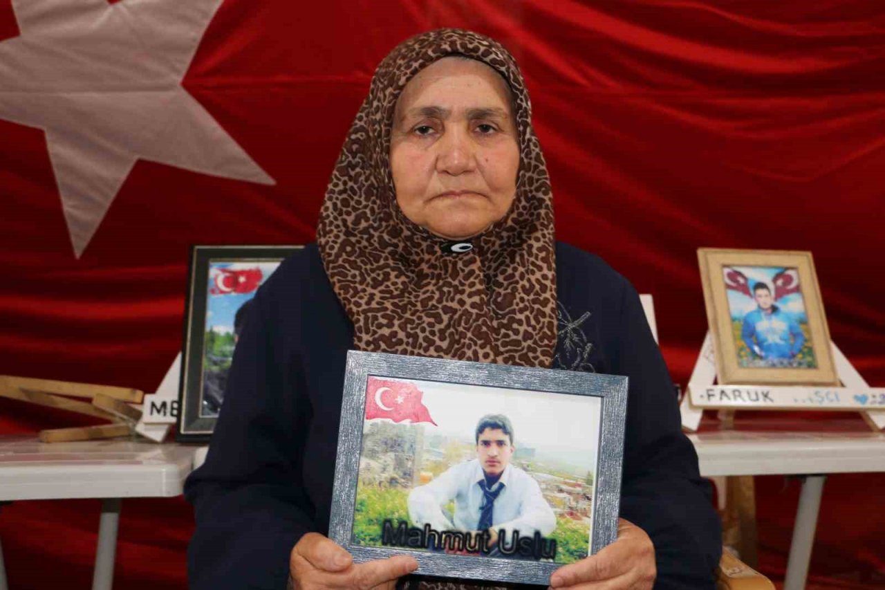 HDP önündeki ailelerin evlat nöbeti bin 334 gündür sürüyor