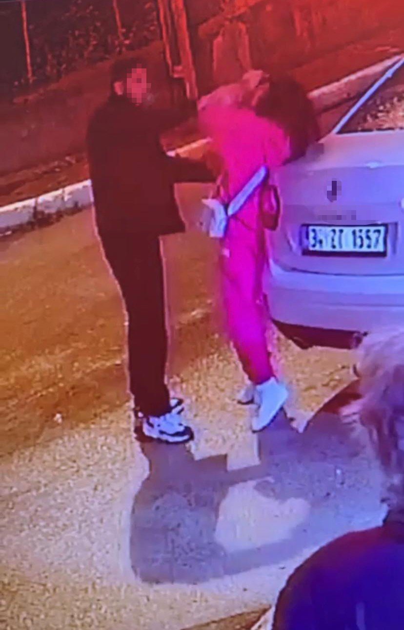 Pendik’te eski sevgili dehşeti: Sokak ortasında darp etti