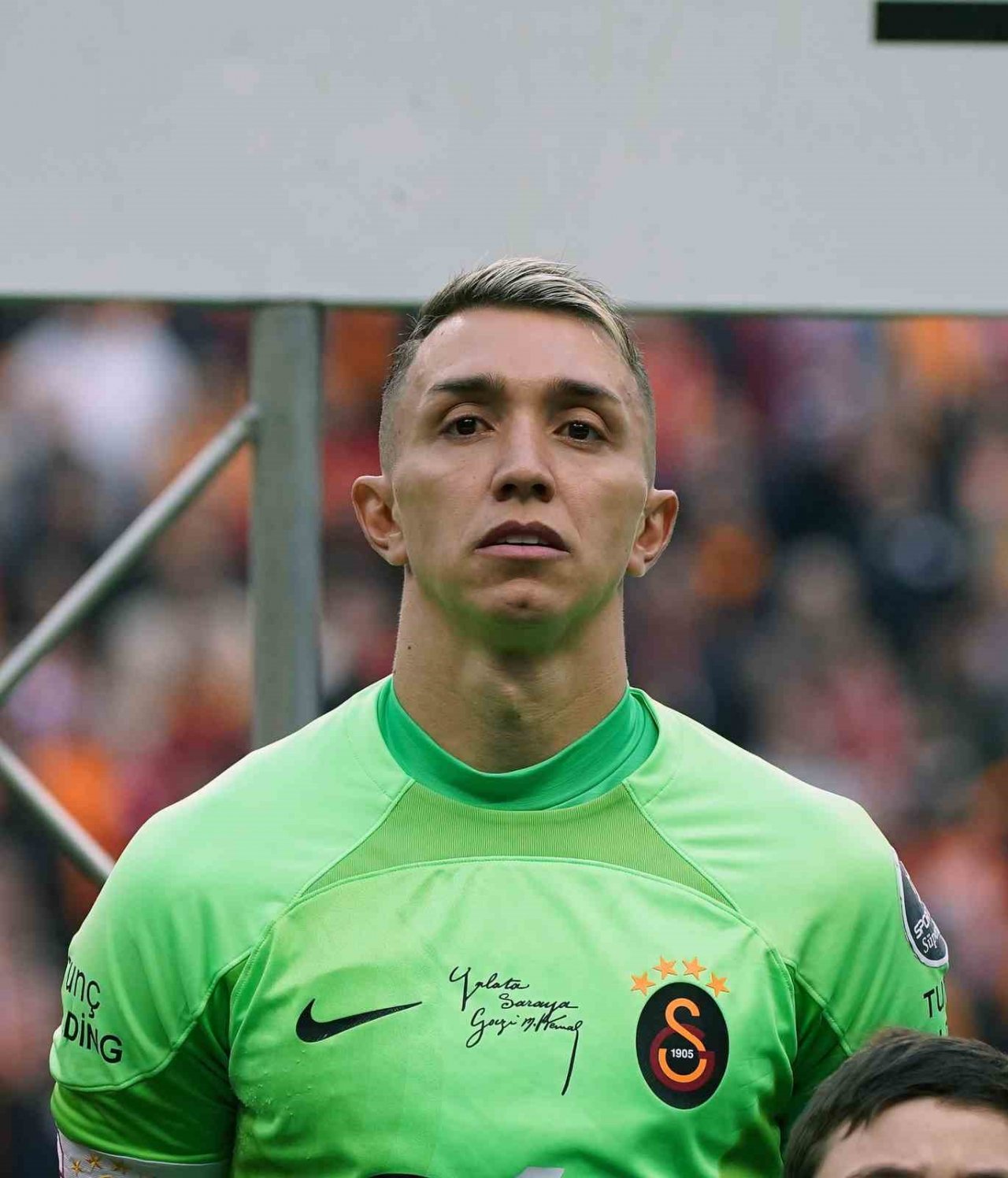 Beşiktaş derbilerinin en deneyimlisi Fernando Muslera