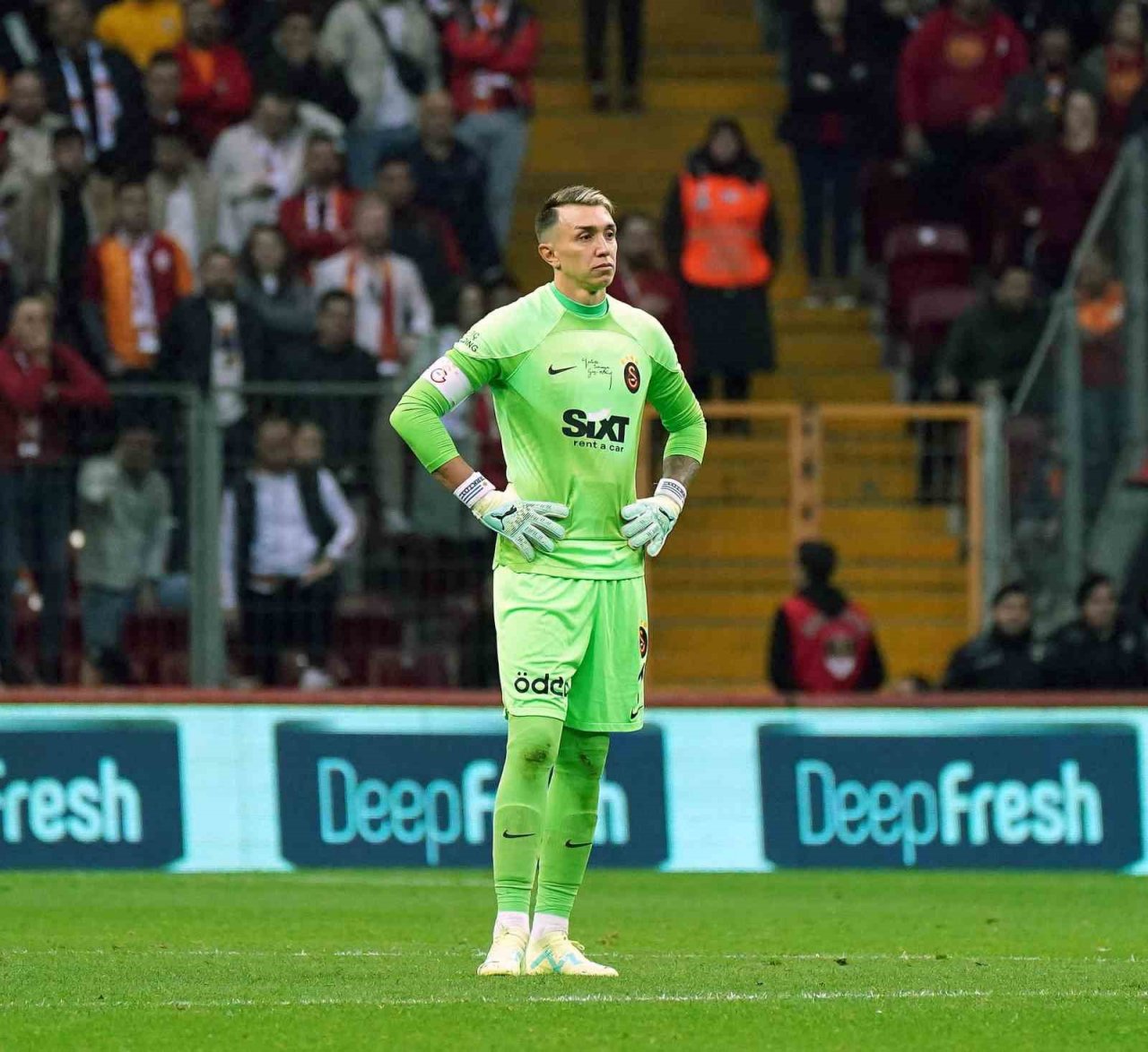 Beşiktaş derbilerinin en deneyimlisi Fernando Muslera